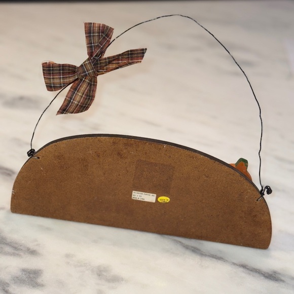 Trick or Treat Wooden Jack-o’-lantern hanging Sign - Picture 2 of 2